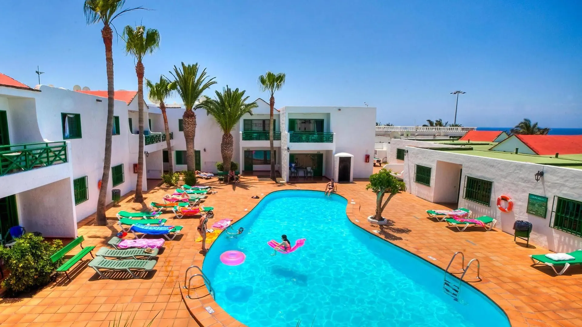 Rocas Blancas Apartments Puerto del Carmen  Aparthotel